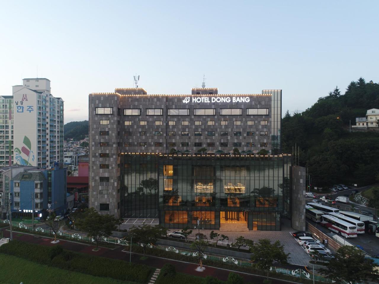 Hotel Dongbang Csindzsu Kültér fotó